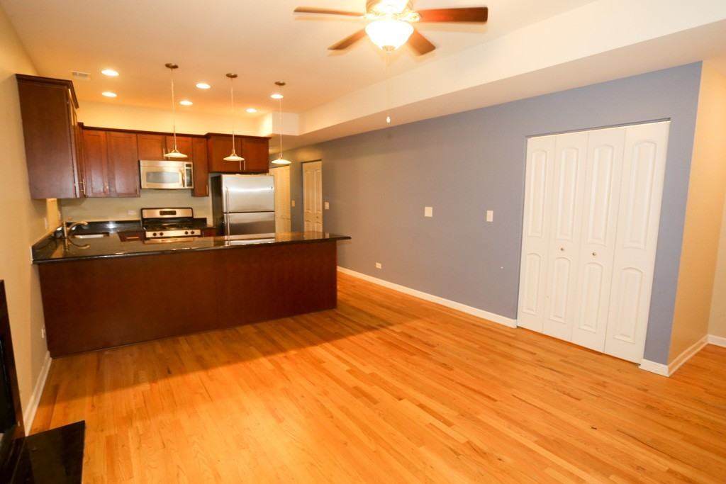 1443 W Cortez St #1 - Photo 6 of 20