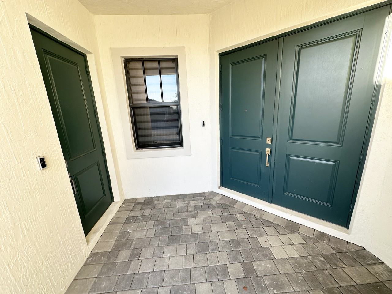 17335 Sw 41st St #NA - Photo 2 of 26