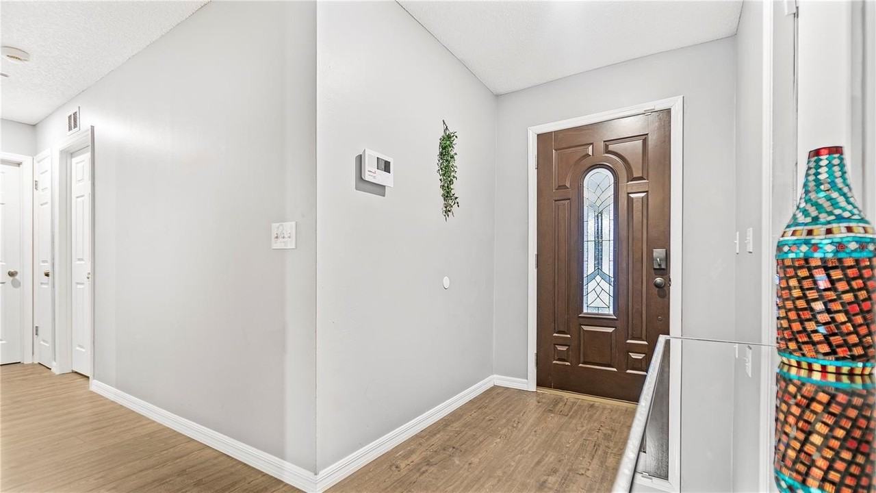 5350 Arpana Dr - Photo 5 of 34