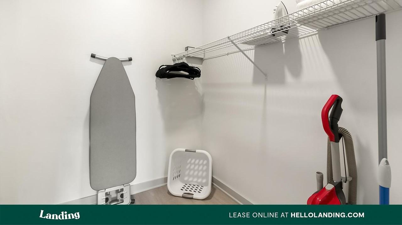 1148 N Main St - Photo 5 of 50