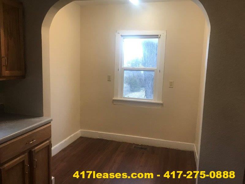 2229 N Johnston Ave - Photo 2 of 21