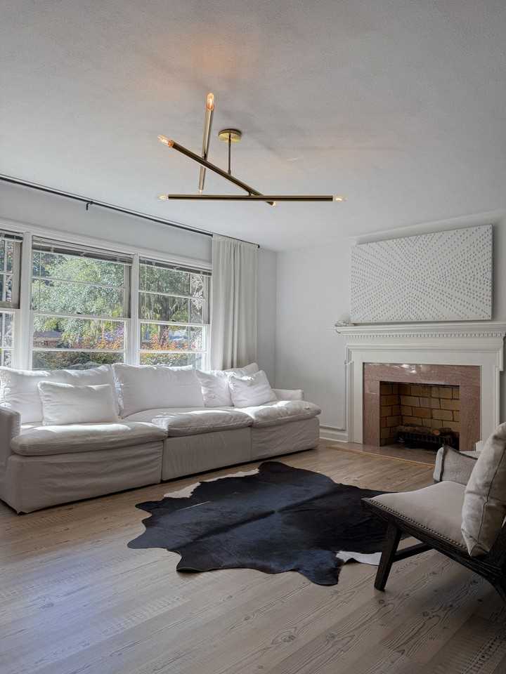 326 Kensington Dr #NA - Photo 3 of 27