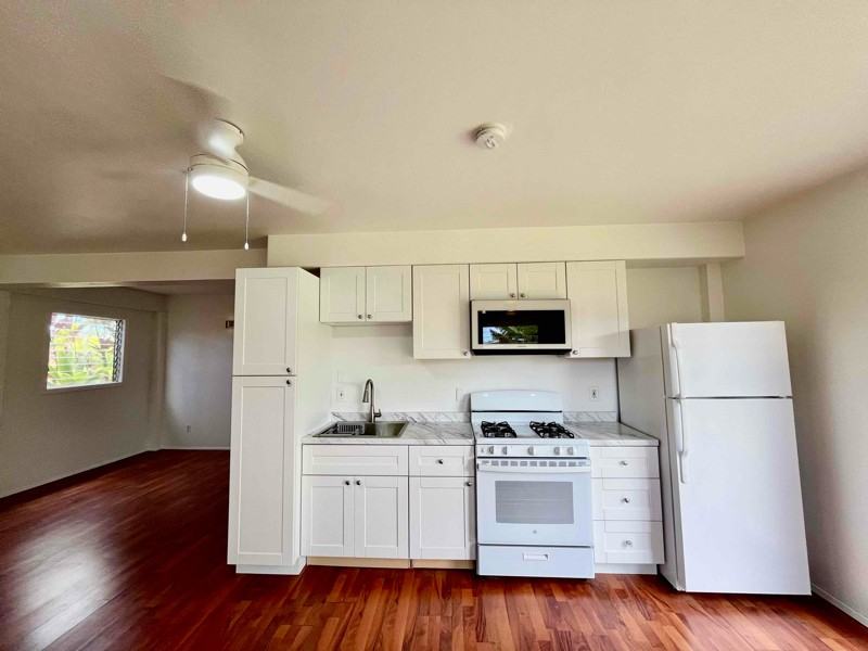 2351 Liliuokalani St #1 - Photo 3 of 16