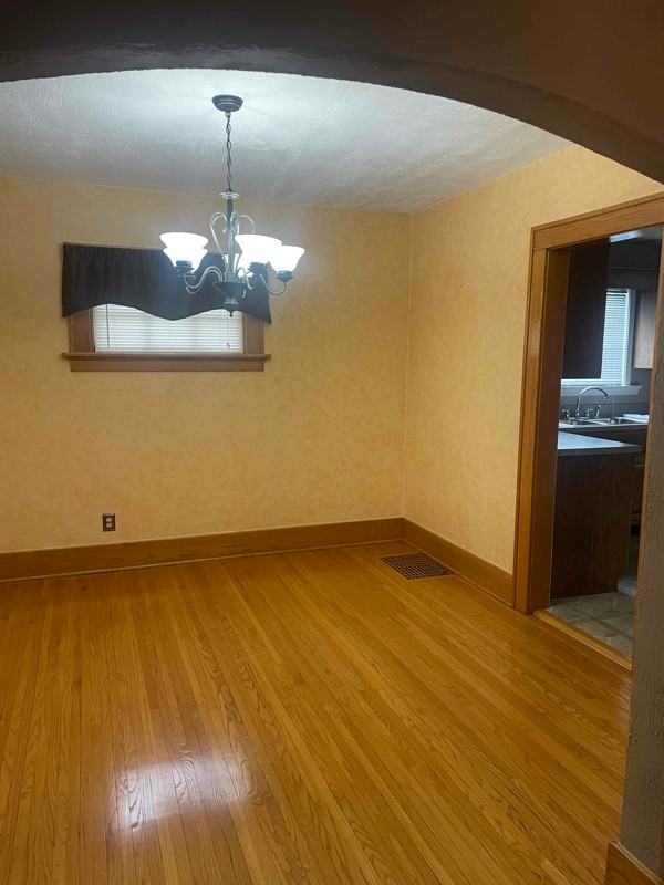 2716 Buena Vista Dr - Photo 3 of 16