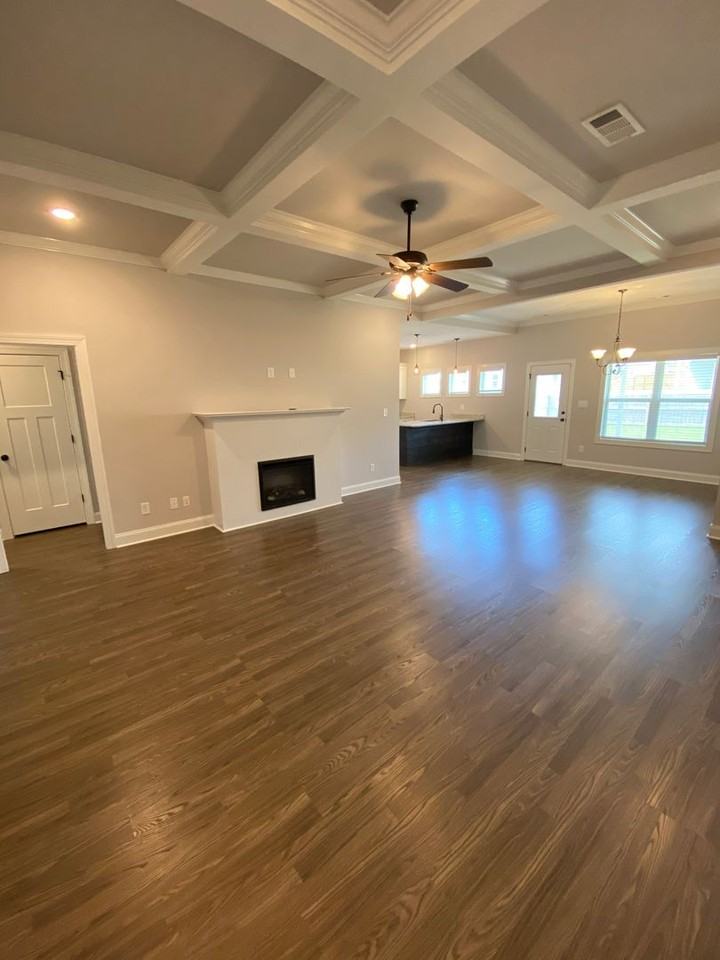 109 Cascades Ct - Photo 3 of 19