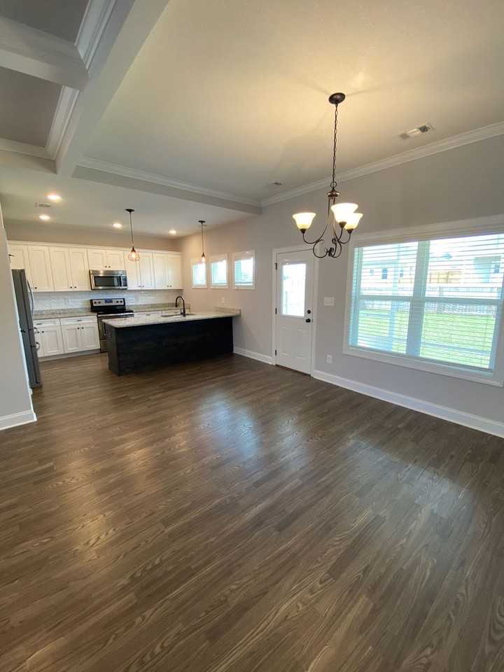 109 Cascades Ct - Photo 7 of 19