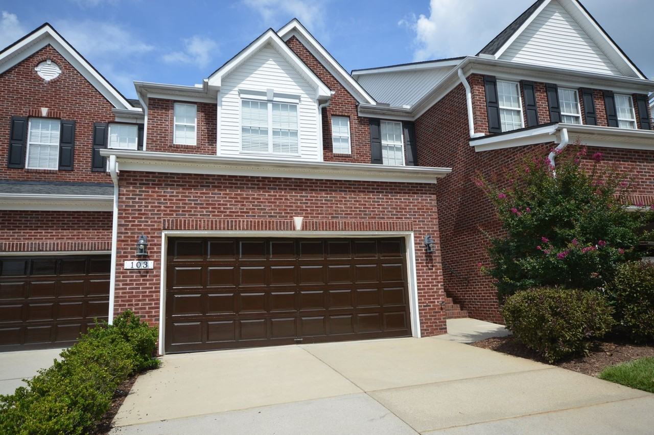 103 Grande Dr - Photo 2 of 30