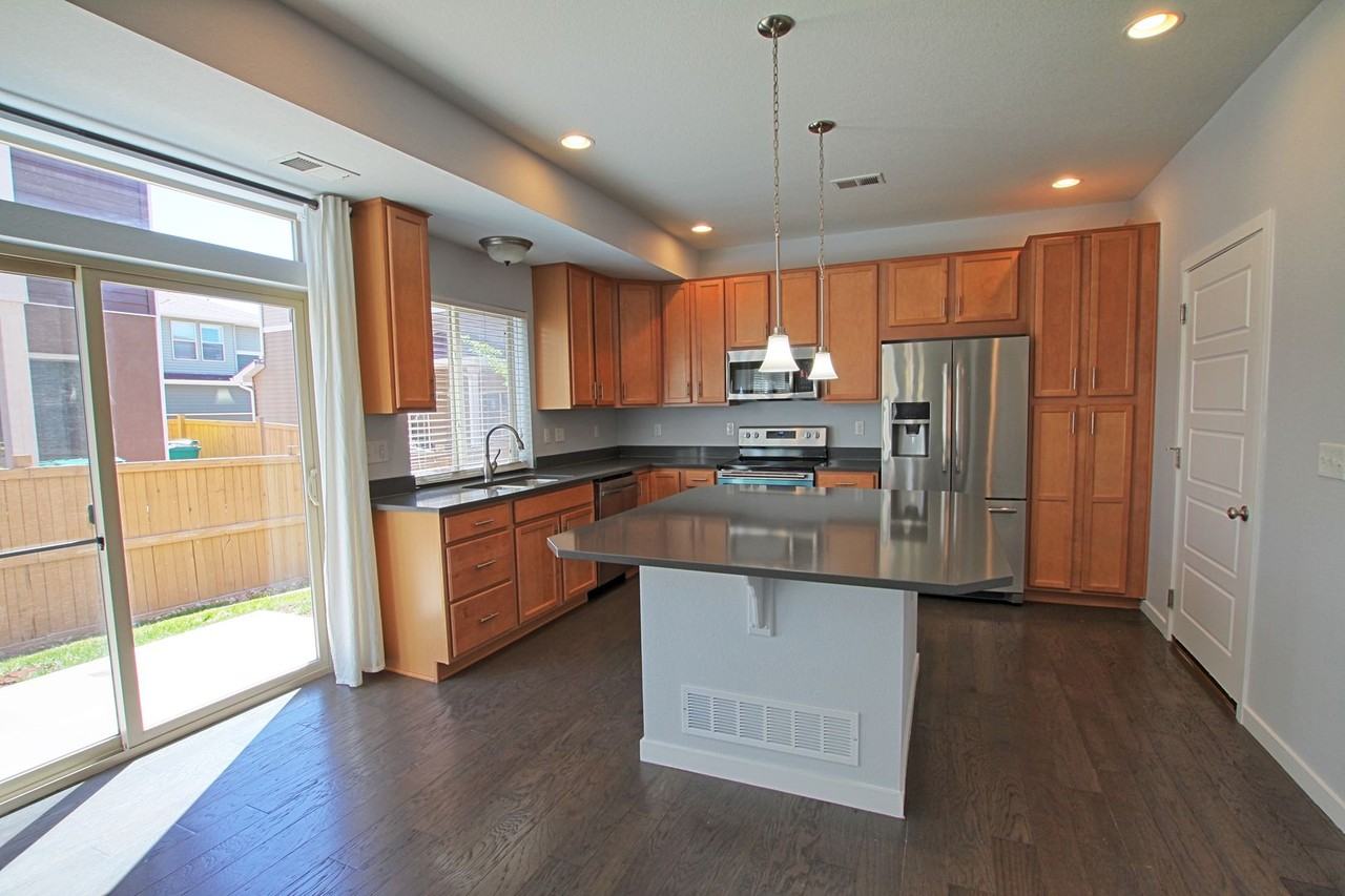 4144 Elegant St - Photo 2 of 21