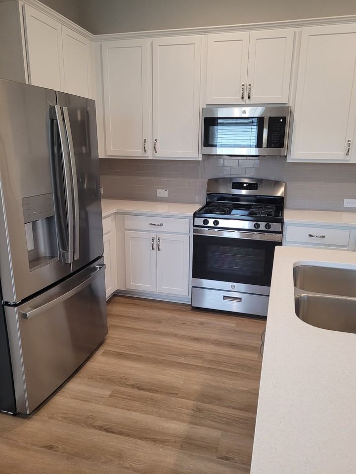 121 Tall Grass Dr #NA - Photo 2 of 33