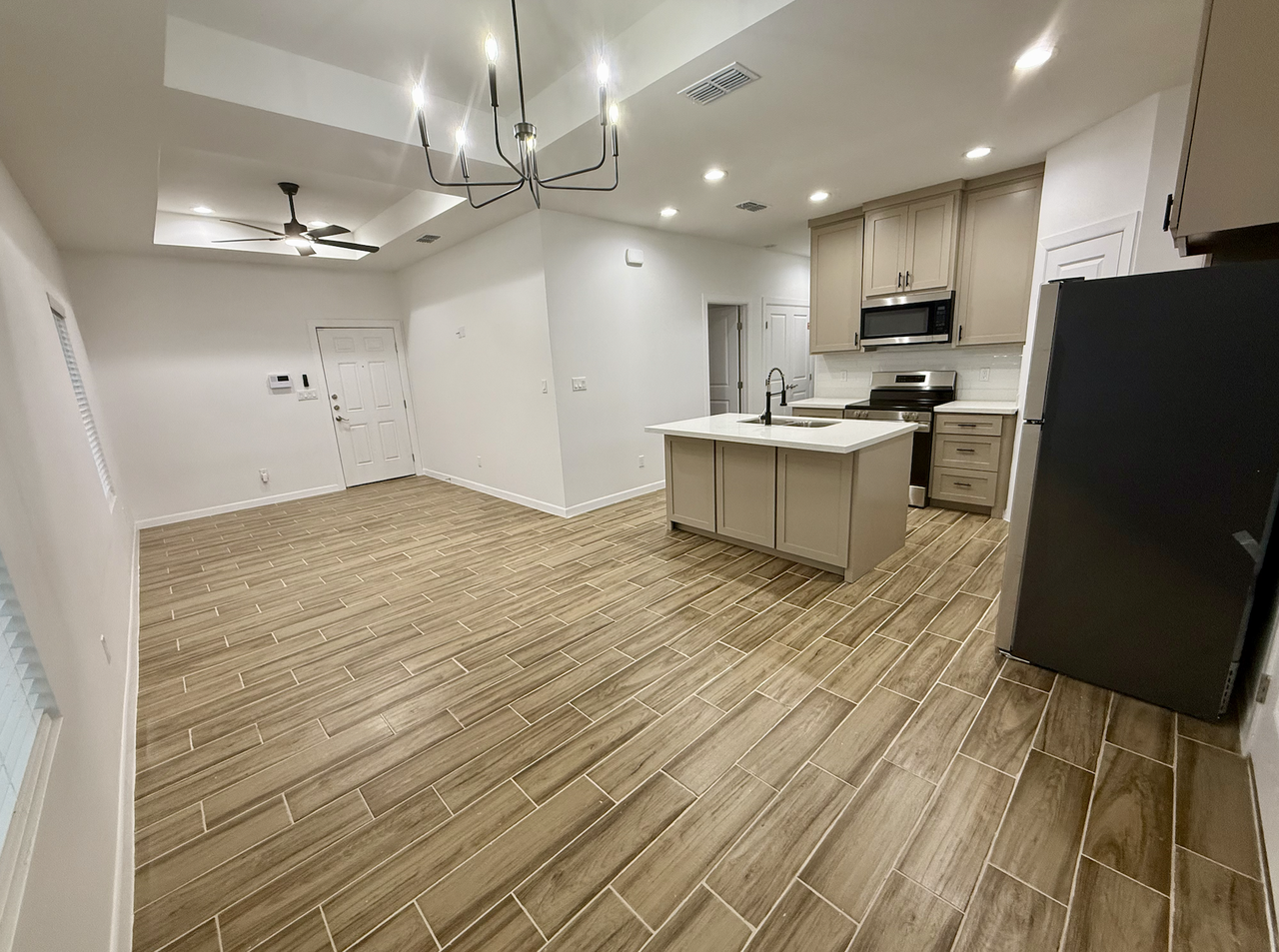 3309 Wolf Creek Ave #2 - Photo 4 of 20