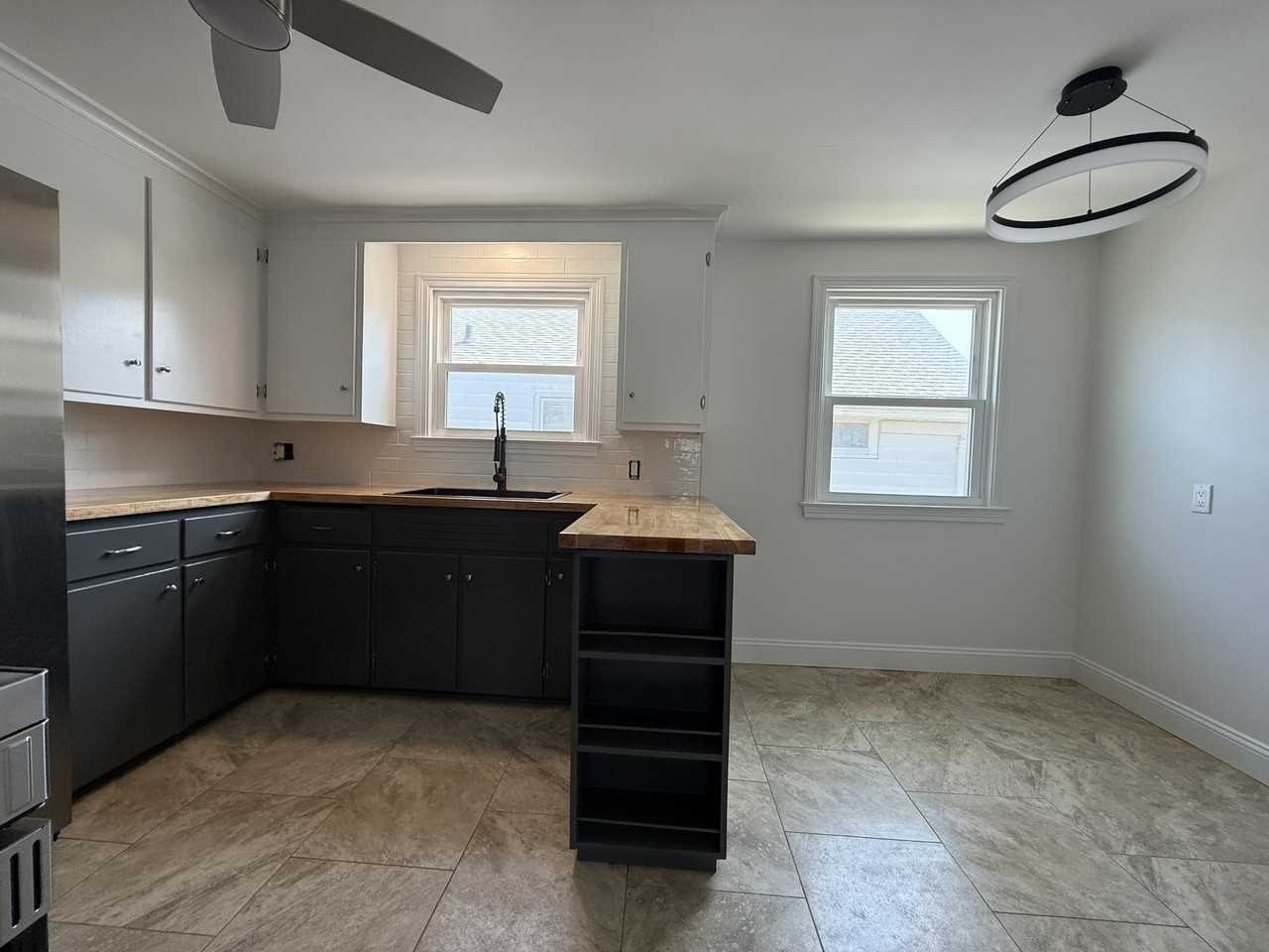 312 Nassau Ave #2 - Photo 3 of 20