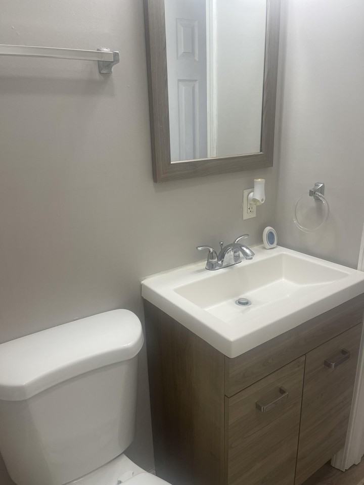 415 Dunlap St #1 - Photo 5 of 24