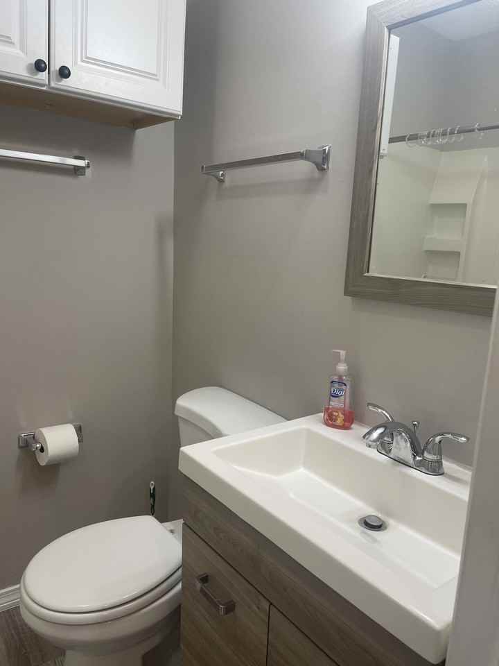 415 Dunlap St #1 - Photo 6 of 24
