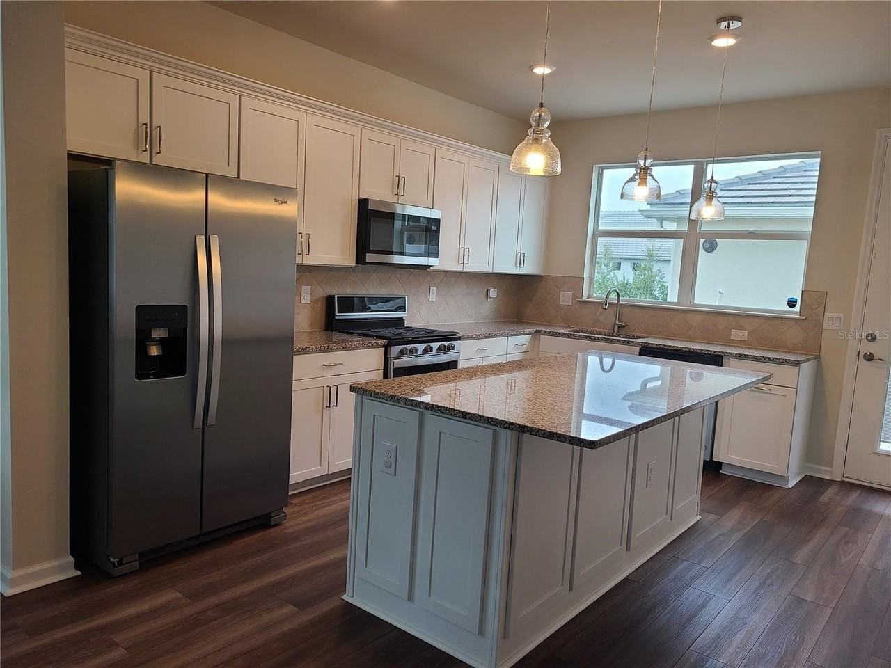 12021 Cranston Way - Photo 2 of 15