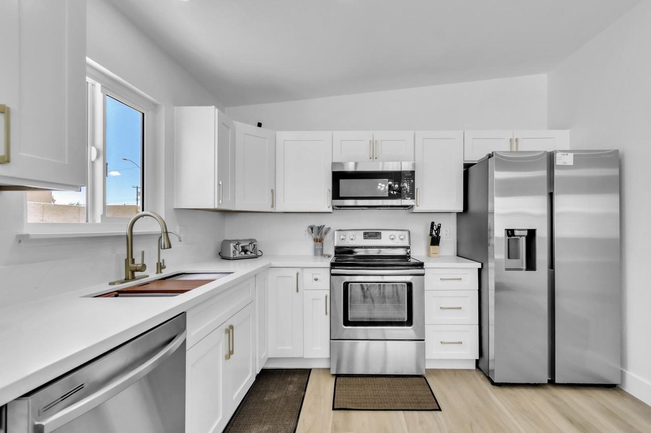 El Parque Ave - Photo 2 of 12