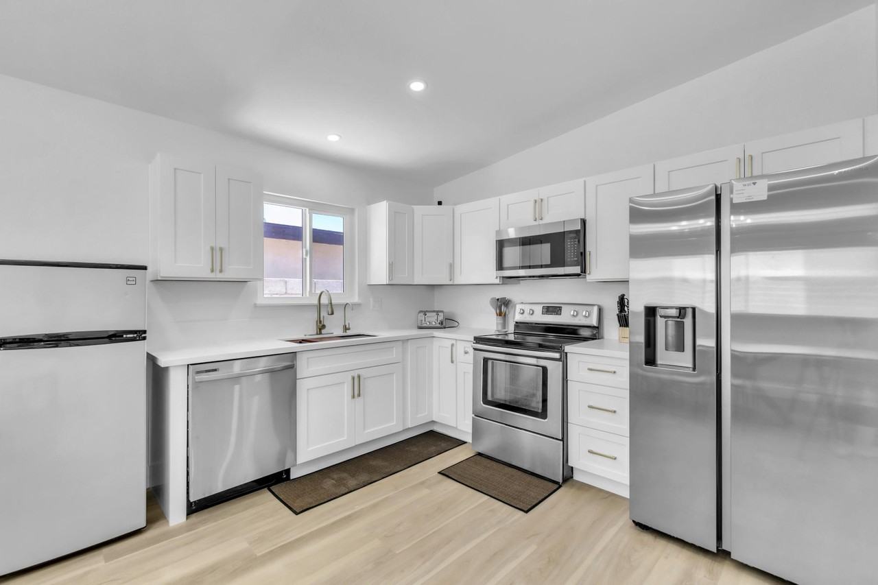 El Parque Ave - Photo 3 of 12