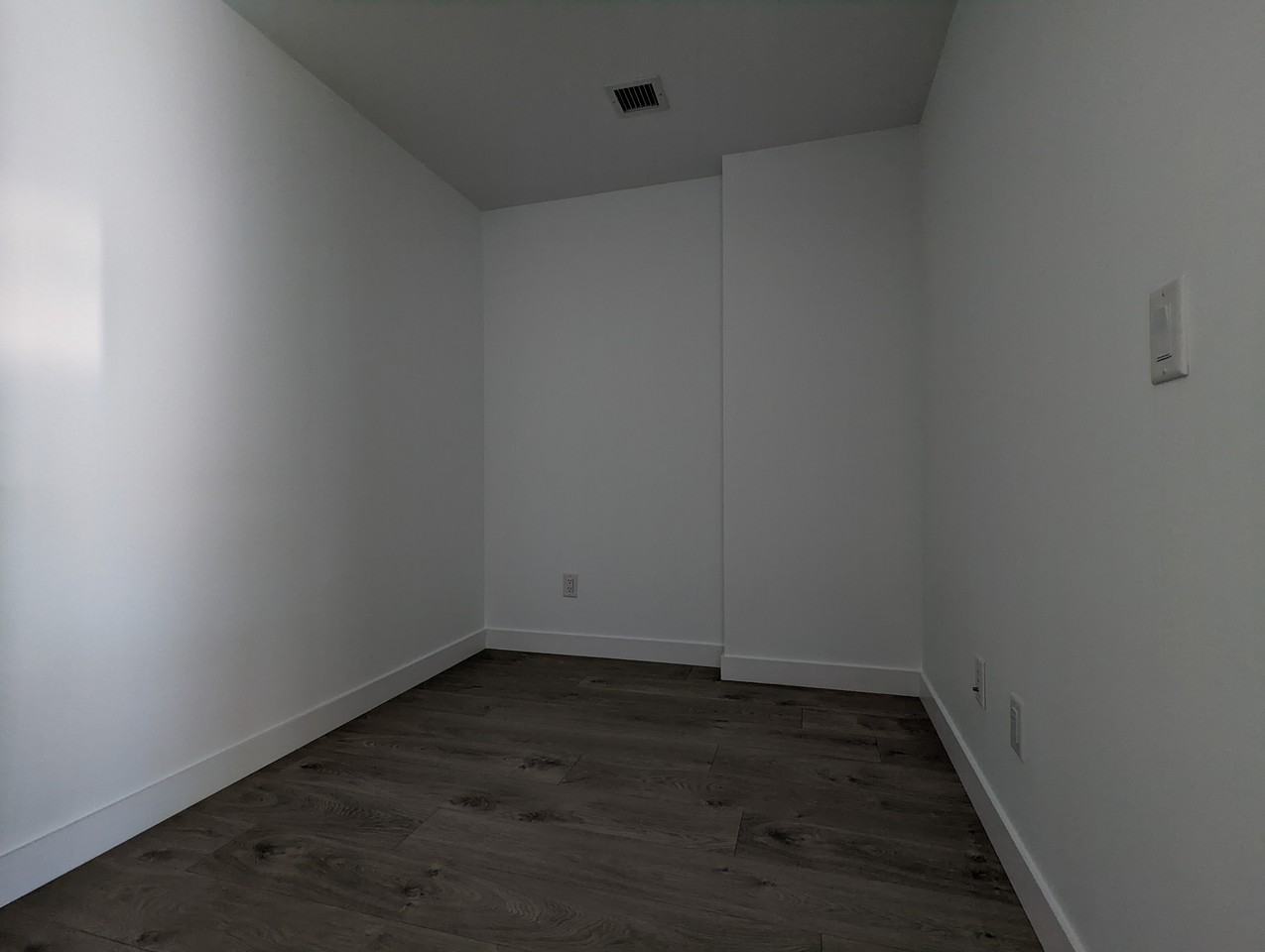 6463 Silver Avenue #2/F - Photo 7 of 18