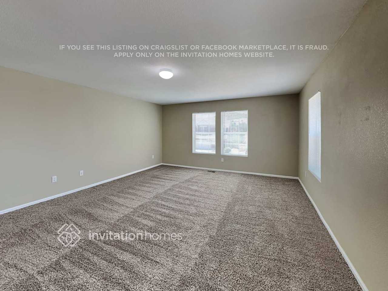 1930 Quartz St - Photo 7 of 15