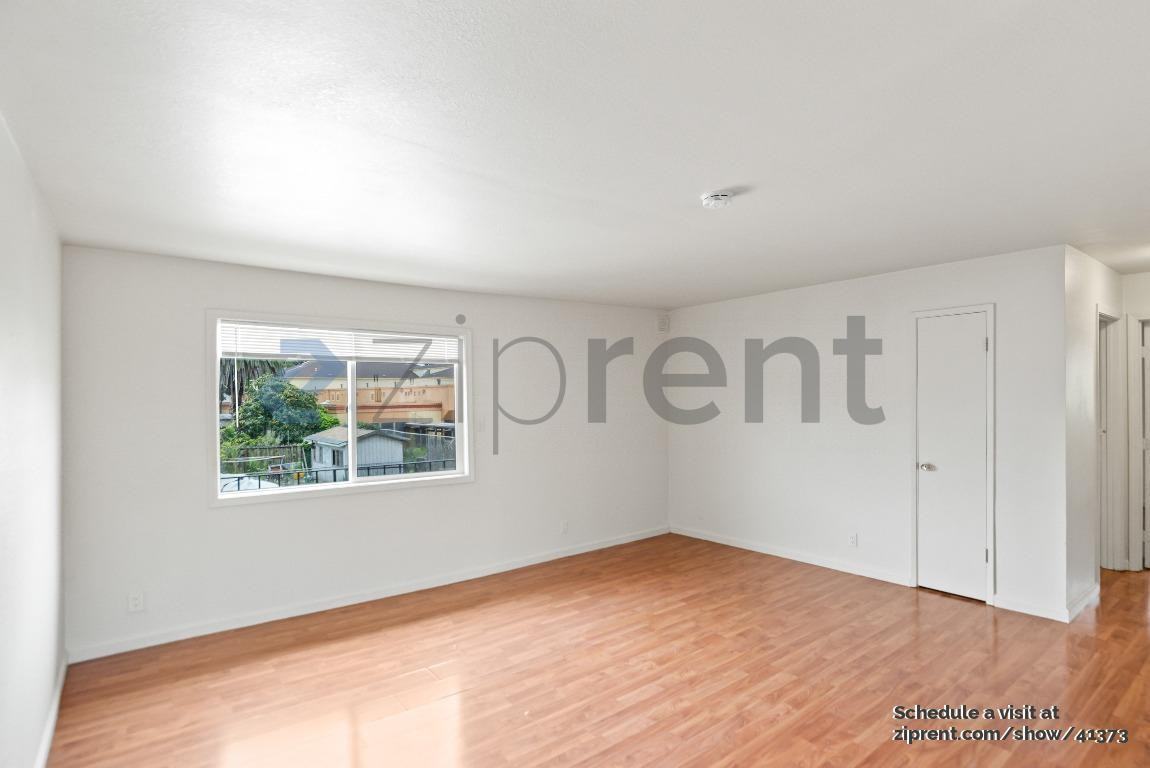 3423 Salisbury St #D - Photo 7 of 23