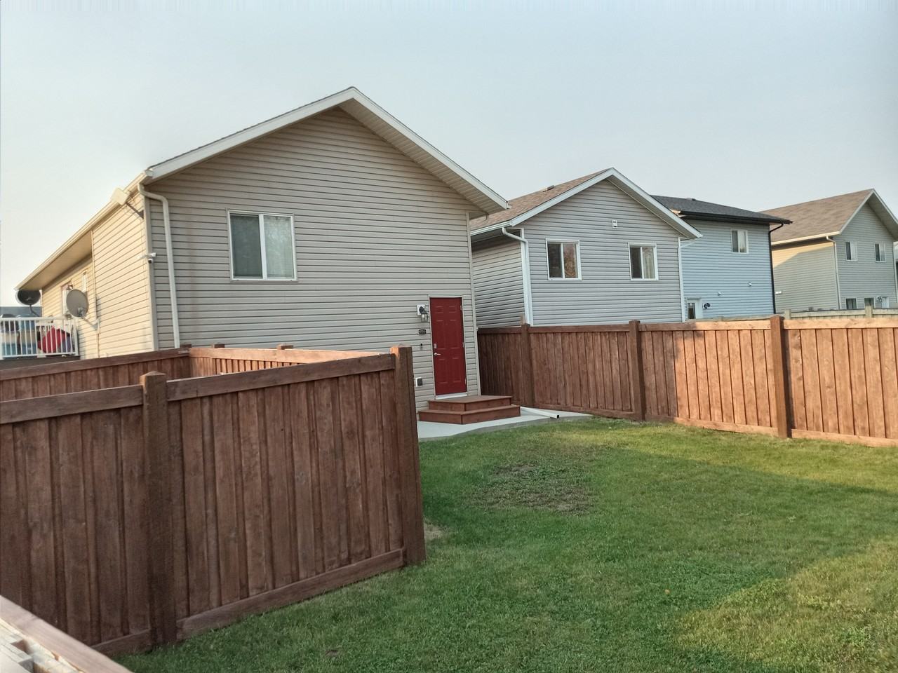 8836 75 Avenue #A - Photo 7 of 25