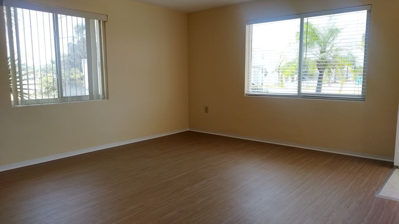 3717 Cardinal Blvd #4 - Photo 3 of 19