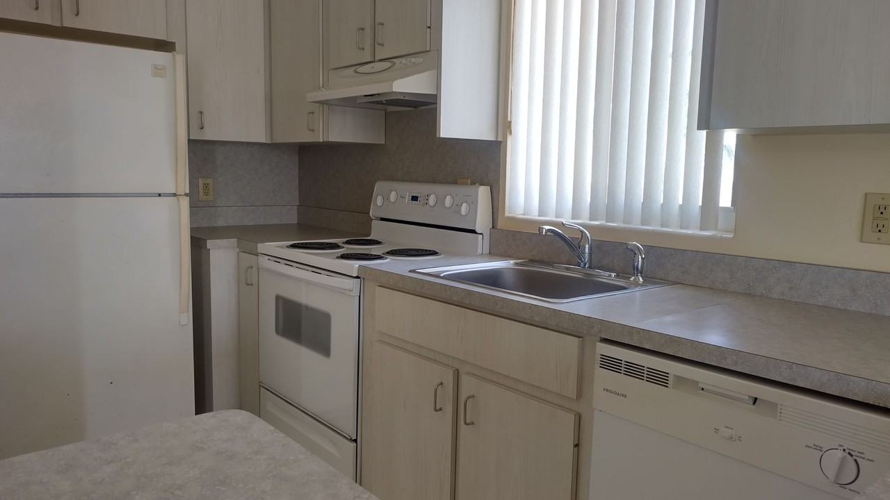3717 Cardinal Blvd #4 - Photo 4 of 19