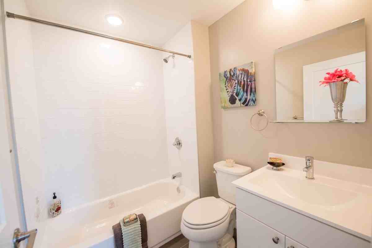 1225 N 27th - Photo 6 of 23