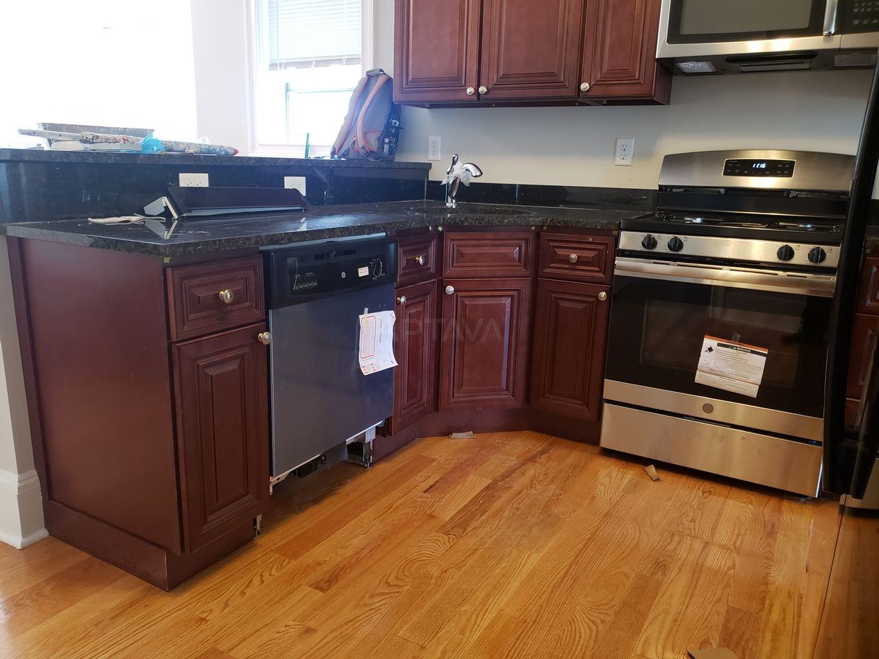 22 Barton St - Photo 4 of 12