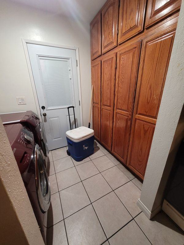 10854 Marklein Ave - Photo 3 of 24