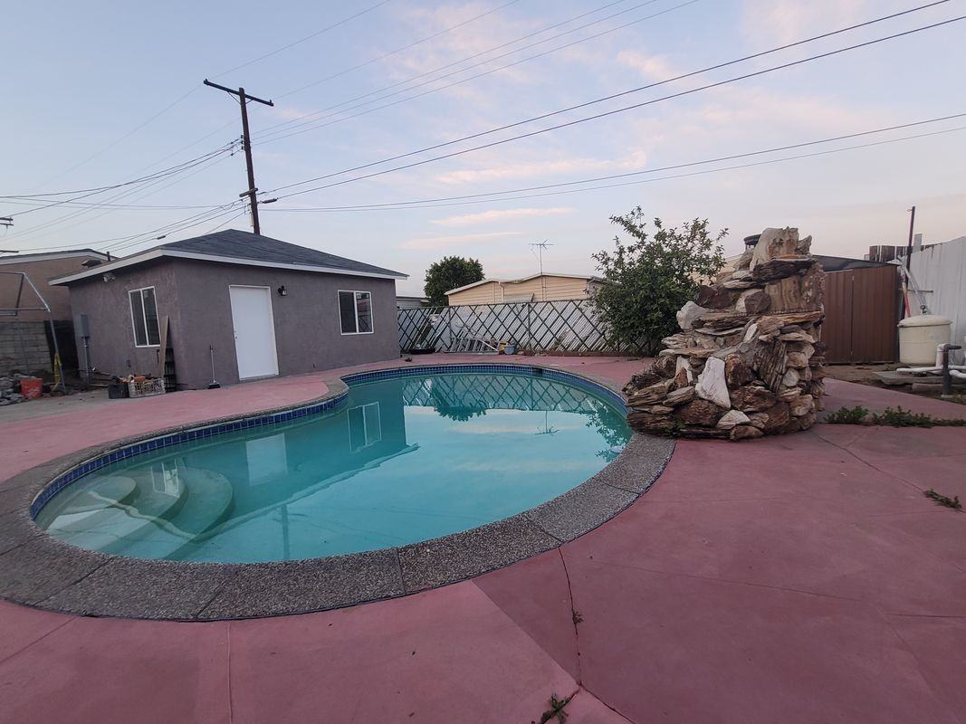 10854 Marklein Ave - Photo 5 of 24