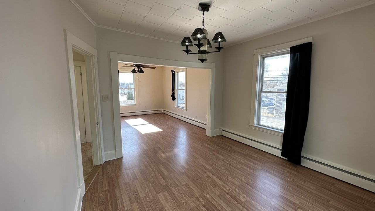 932 Lisbon St #2 - Photo 3 of 44