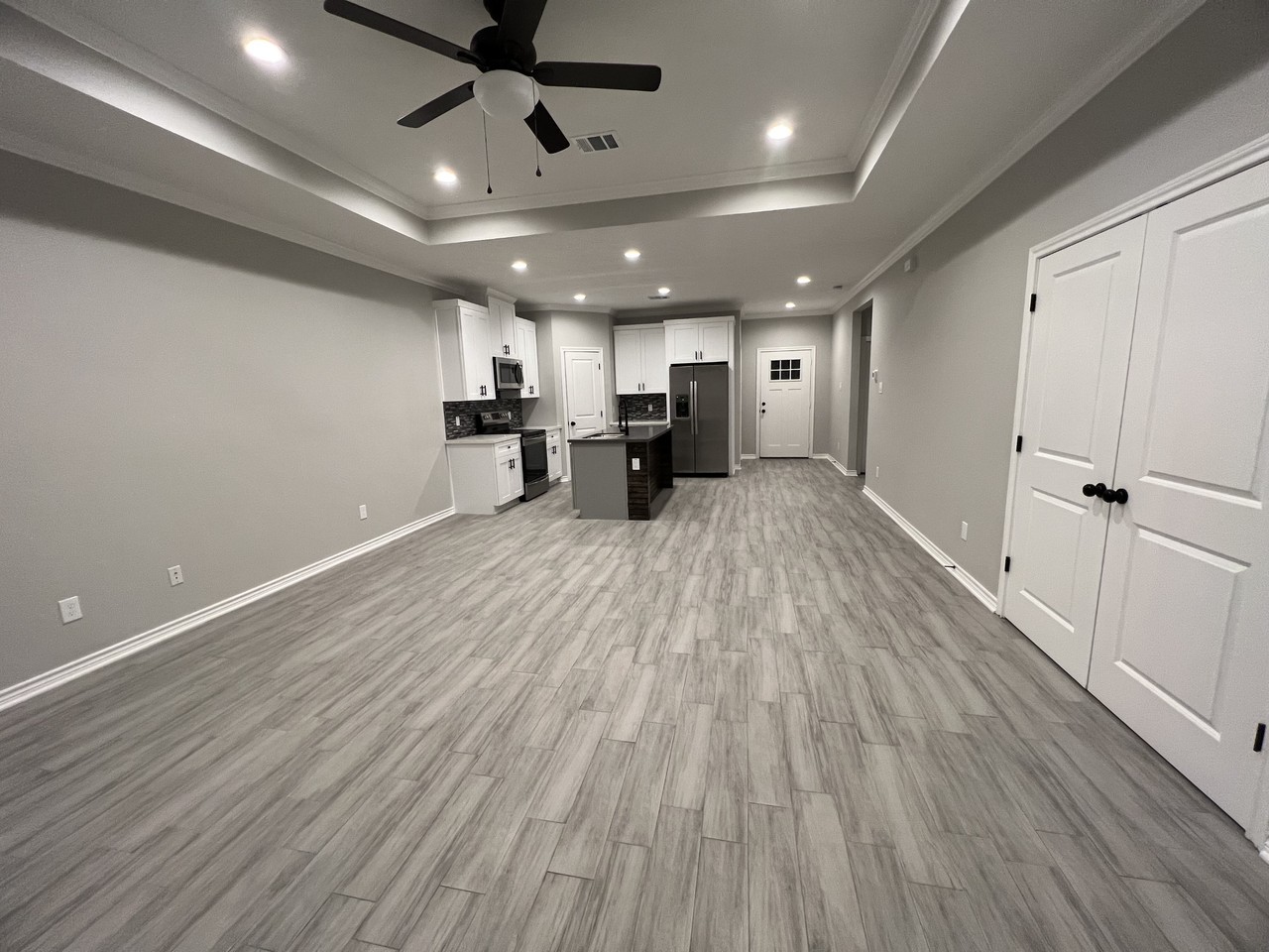 411 Canal St #NA - Photo 2 of 9