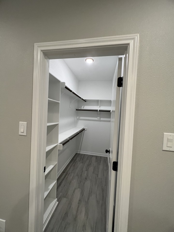 411 Canal St #NA - Photo 3 of 9
