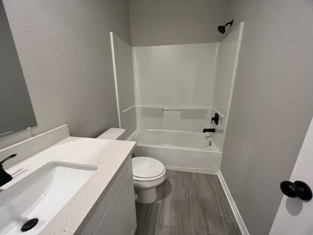 411 Canal St #NA - Photo 6 of 9