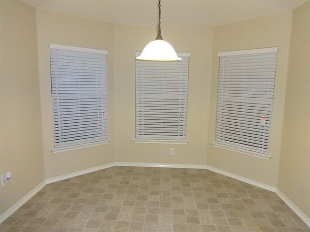 7014 Heathers Pond - Photo 2 of 11