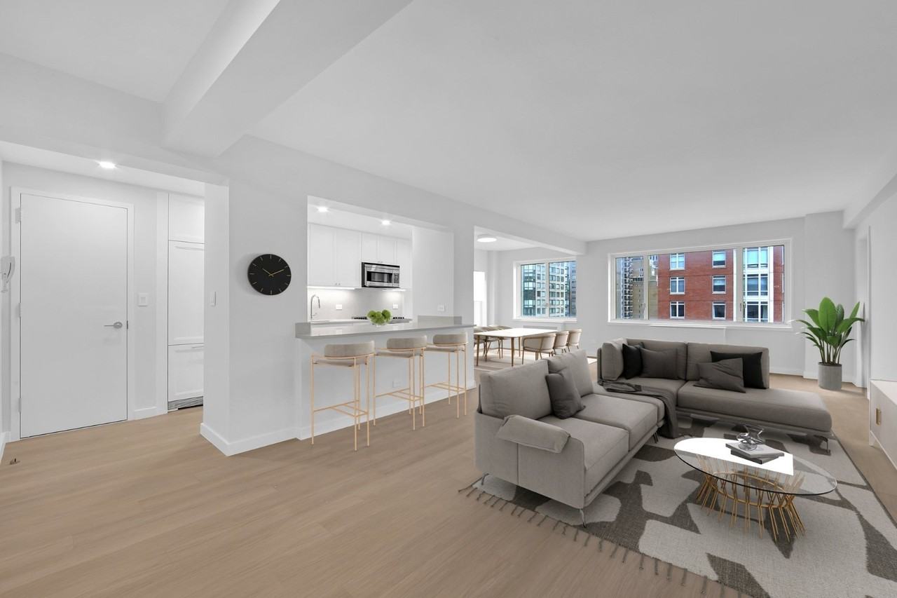 E 66th St #11A - Photo 3 of 6