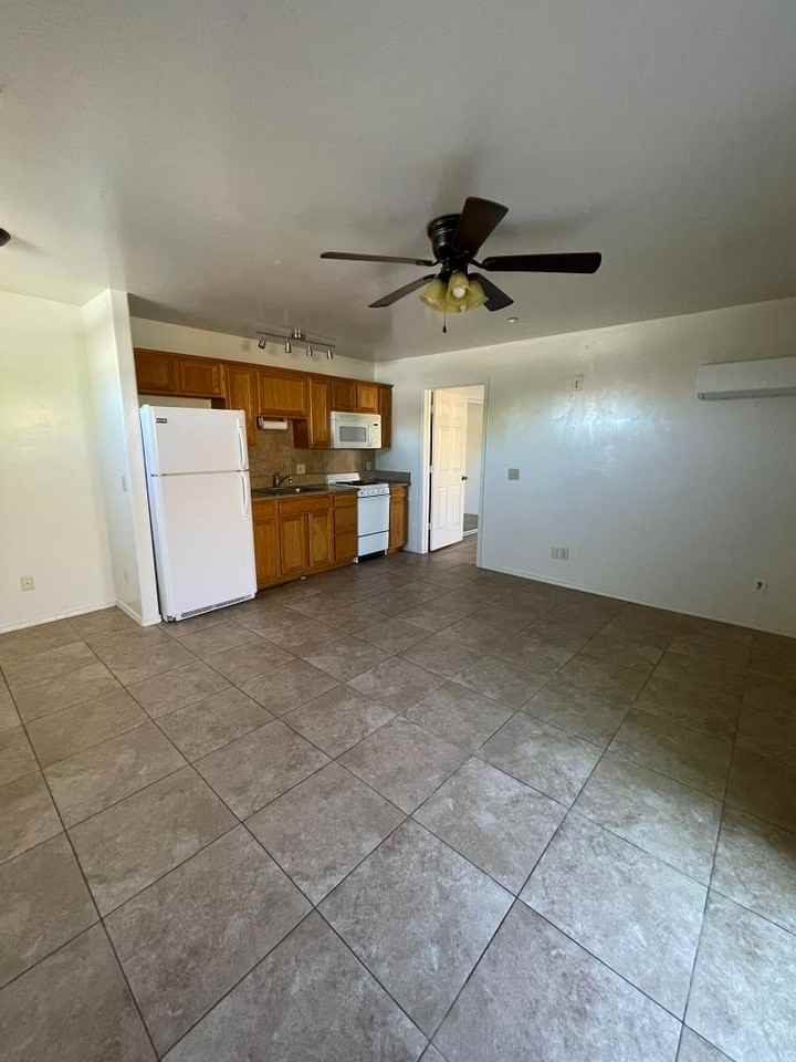 1291 Vaquero Dr - Photo 2 of 8