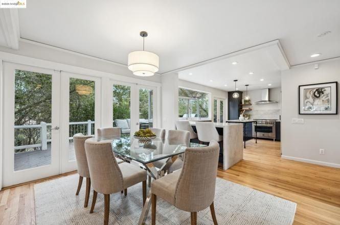 5980 Harbord Dr - Photo 3 of 50