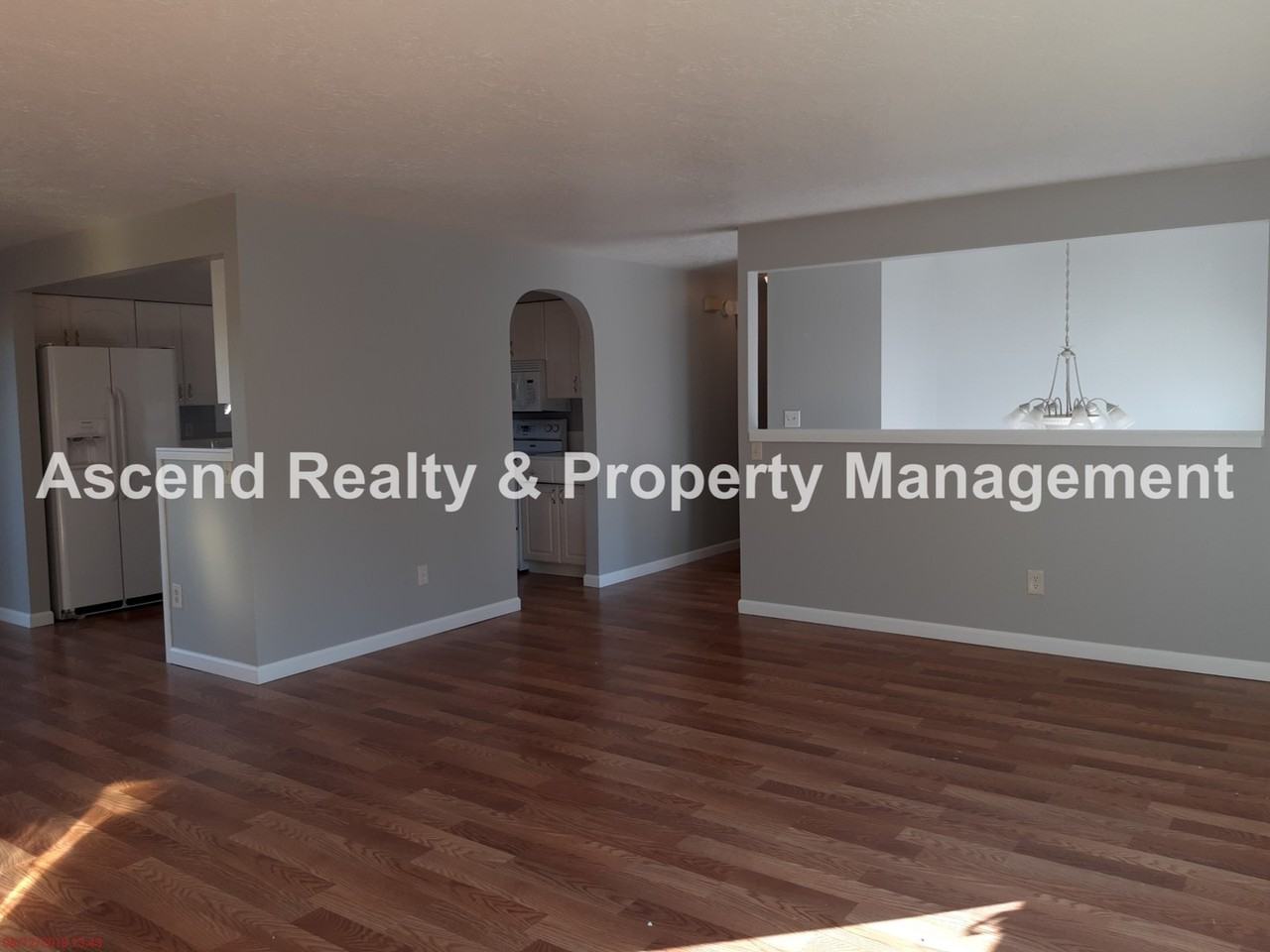 1114 Sw Wright Ct - Photo 2 of 21