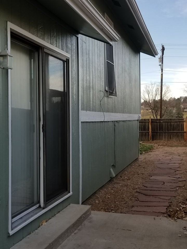 2836 Troxell Ave - Photo 4 of 46