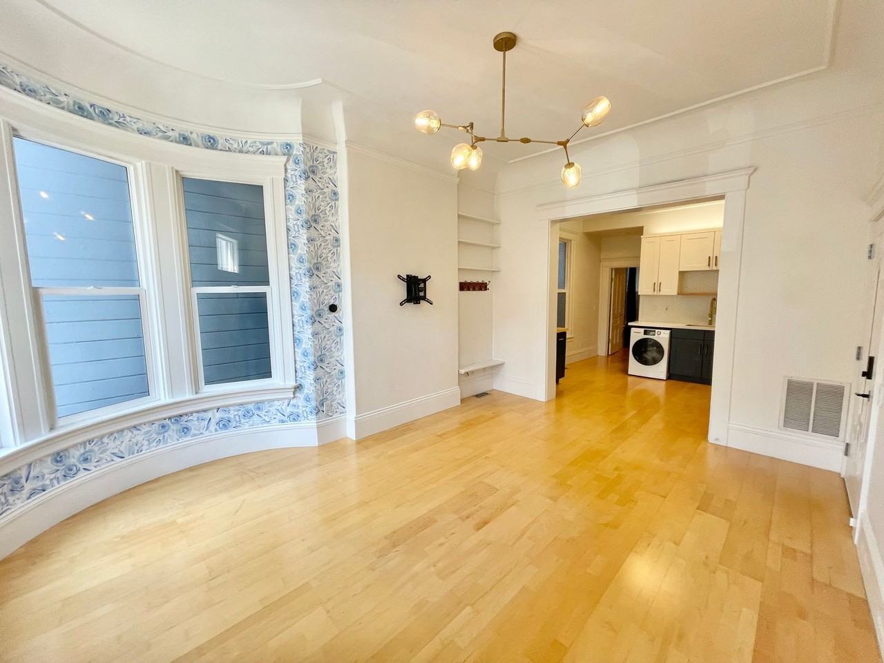 1584 Fulton St - Photo 3 of 19