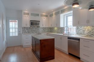 784 Rue Crevier - Photo 1 of 1