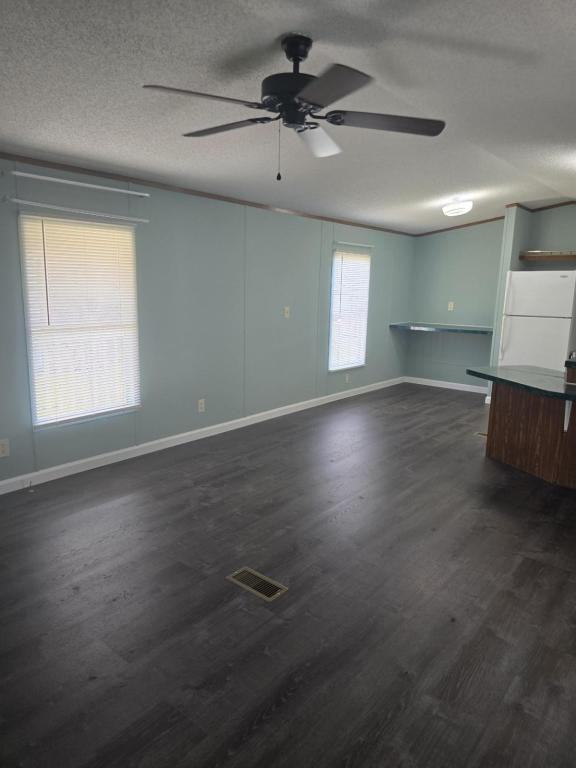 881 Culp Ave - Photo 3 of 10