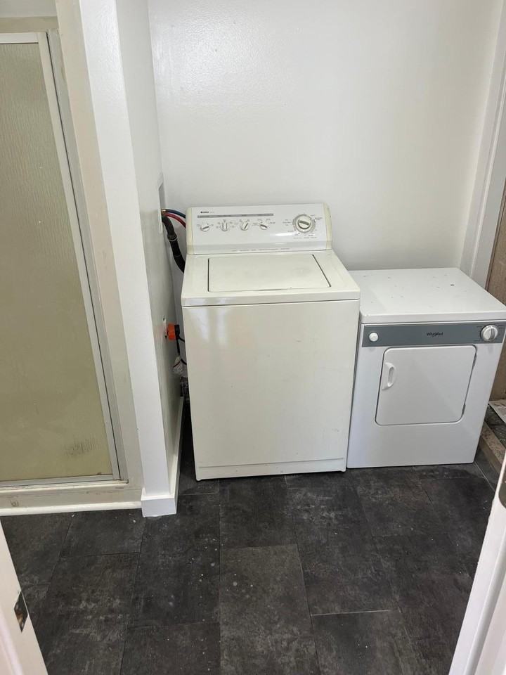 8 Jordan St #A - Photo 5 of 6