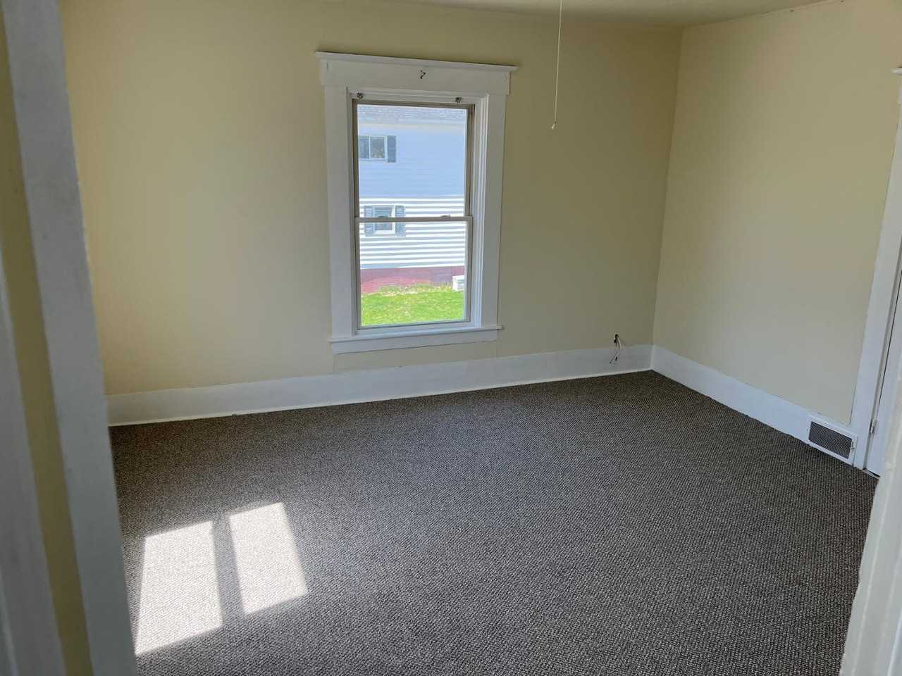 8 Jordan St #A - Photo 6 of 6