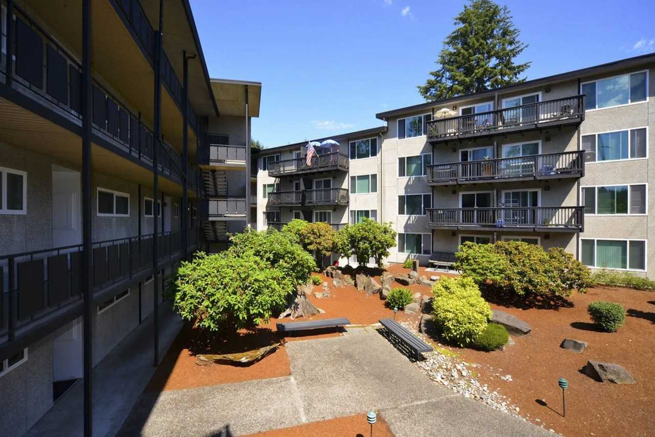 Asteria Place Apartments - Photo 4 of 36