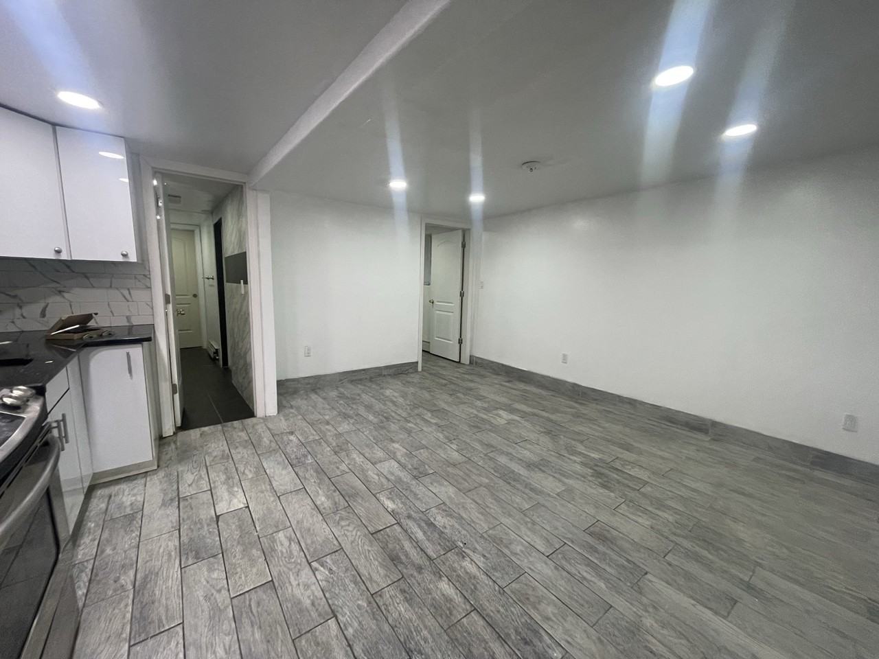 Zulette Ave - Photo 3 of 8