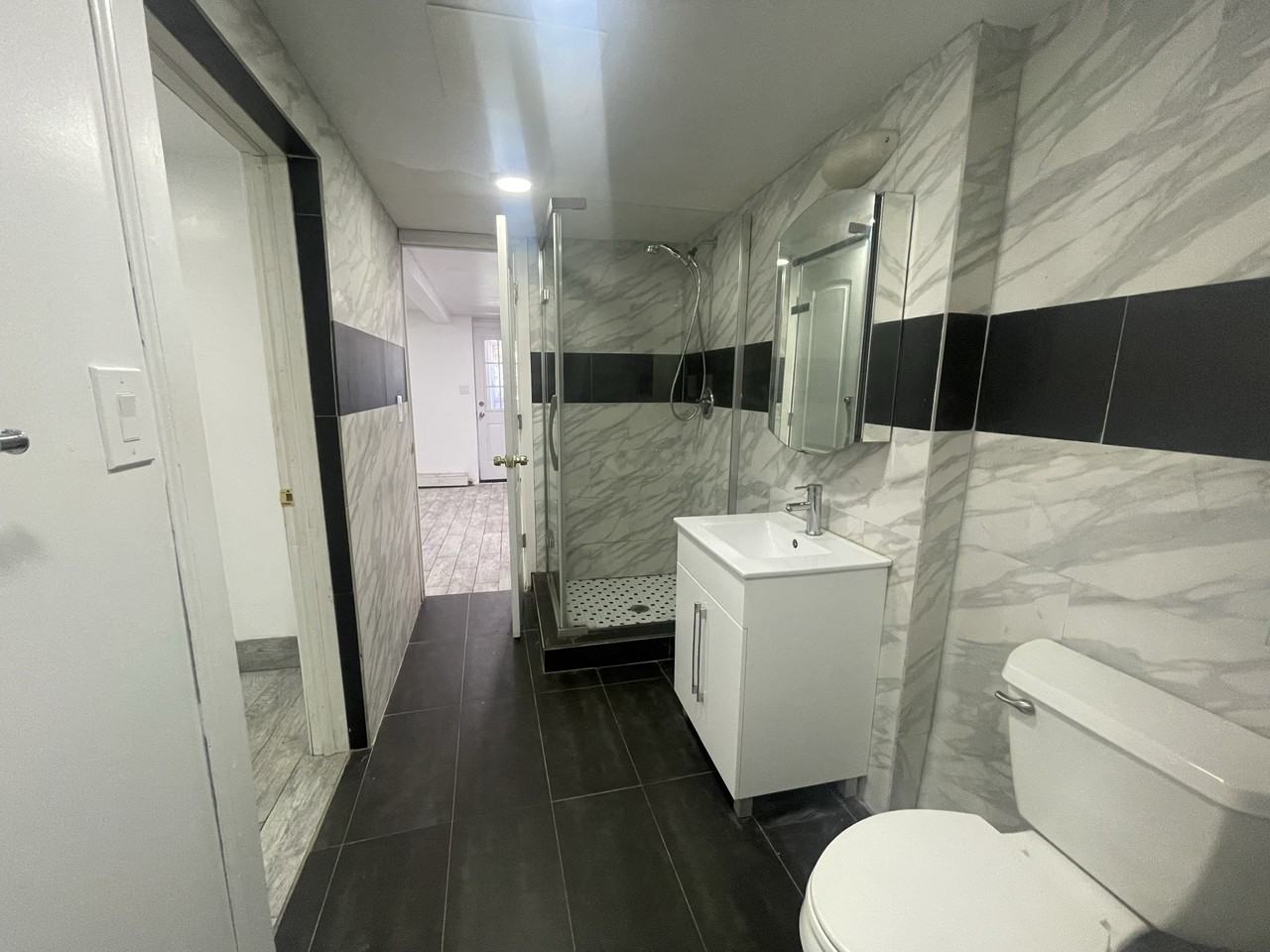 Zulette Ave - Photo 7 of 8