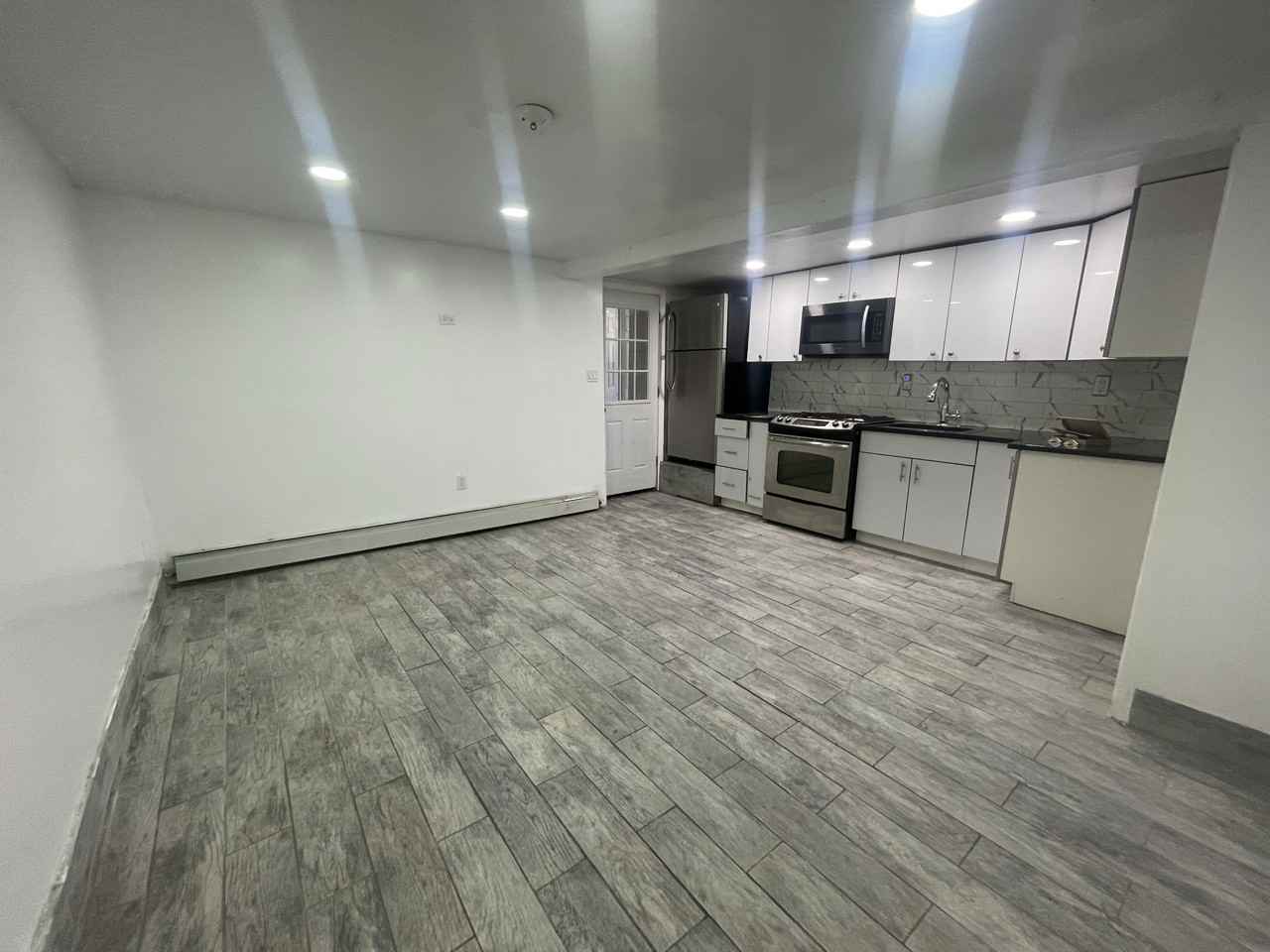 Zulette Ave - Photo 4 of 8