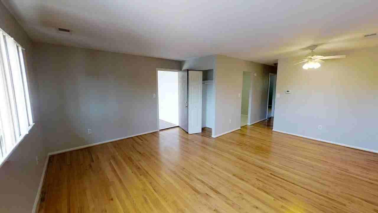 Overlook House - Photo 3 of 50